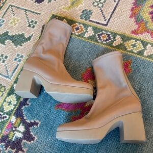 Wonder Tan Women's Boots